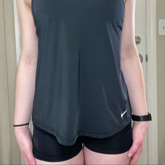 Nike workout tank - Picture 10 of 12
